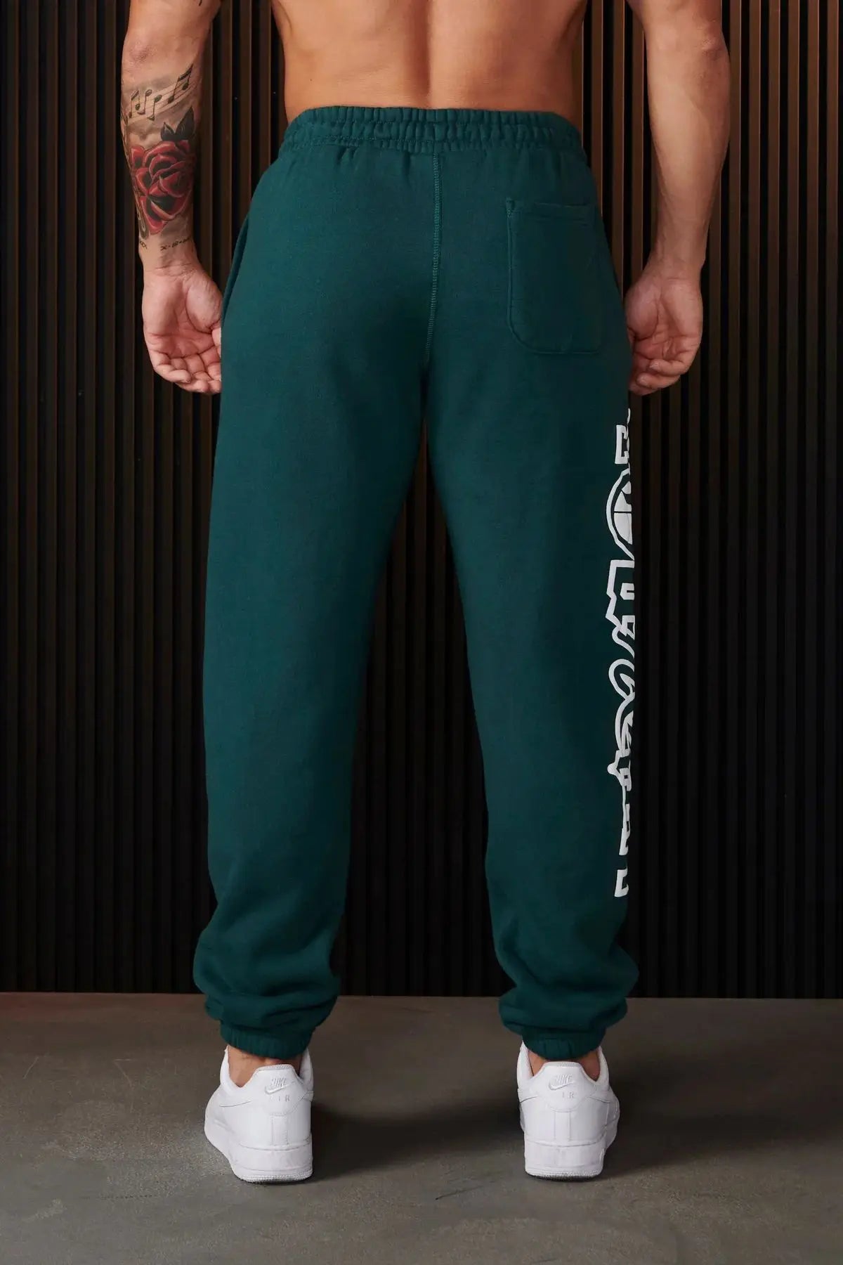 YOUNGLA Sweatpants
